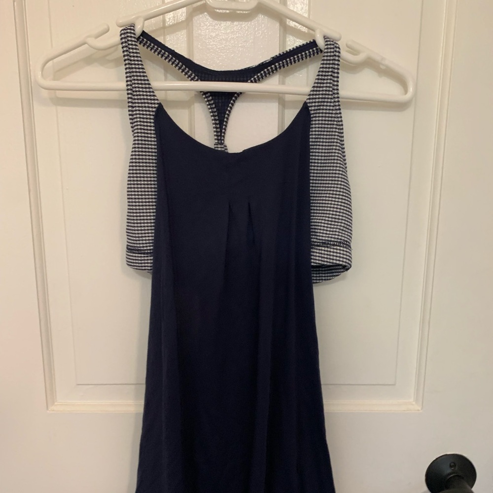 Lululemon tank